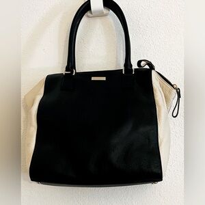 Kate Spade Handbag Black/White Soft Pebble Leather Very Good Pre-Owned Condition